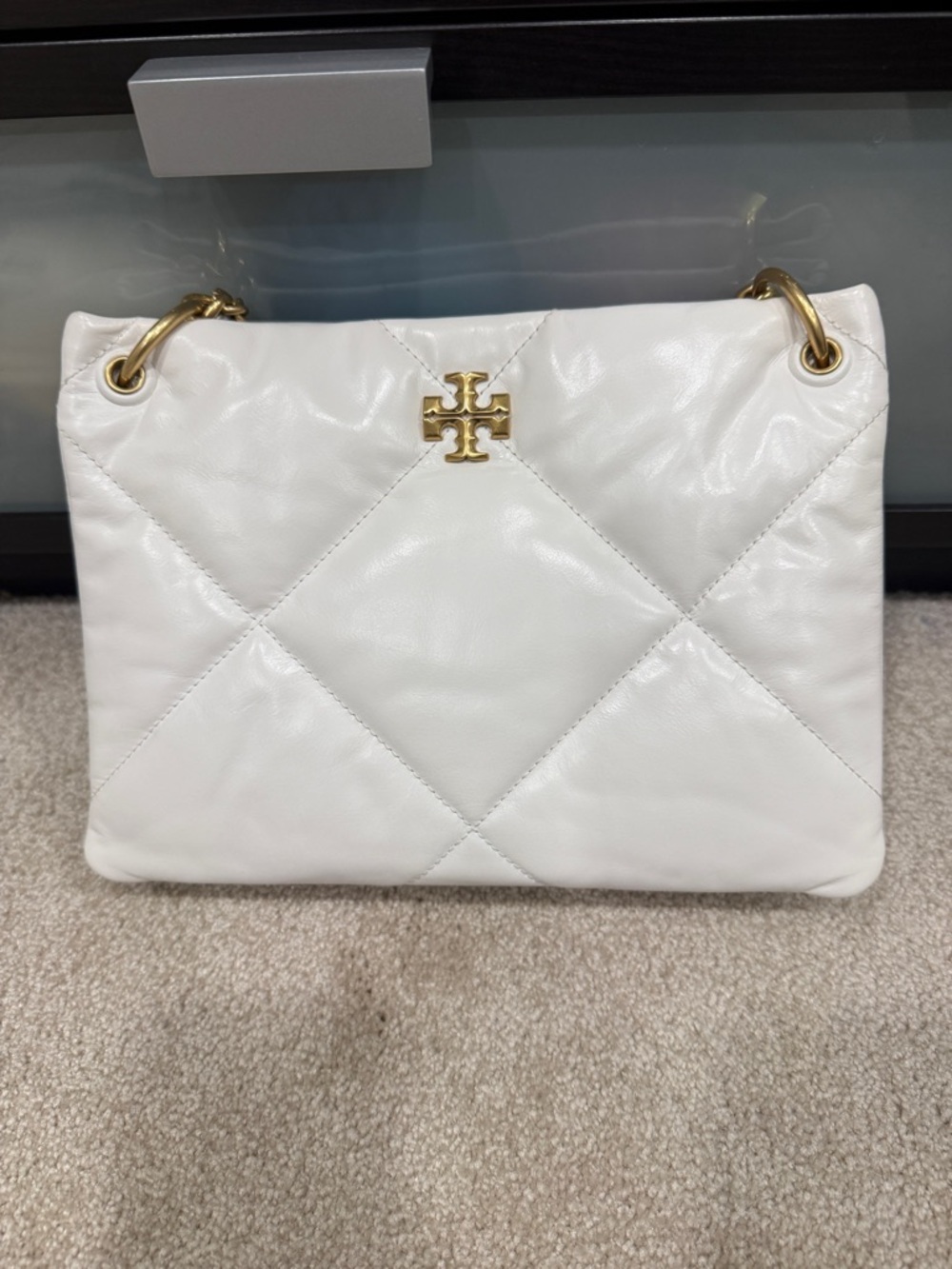 Tory Burch Small Kira Diamond Quilted Leather Shoulder Crossbody Bag in Blanc - Picture 4 of 9